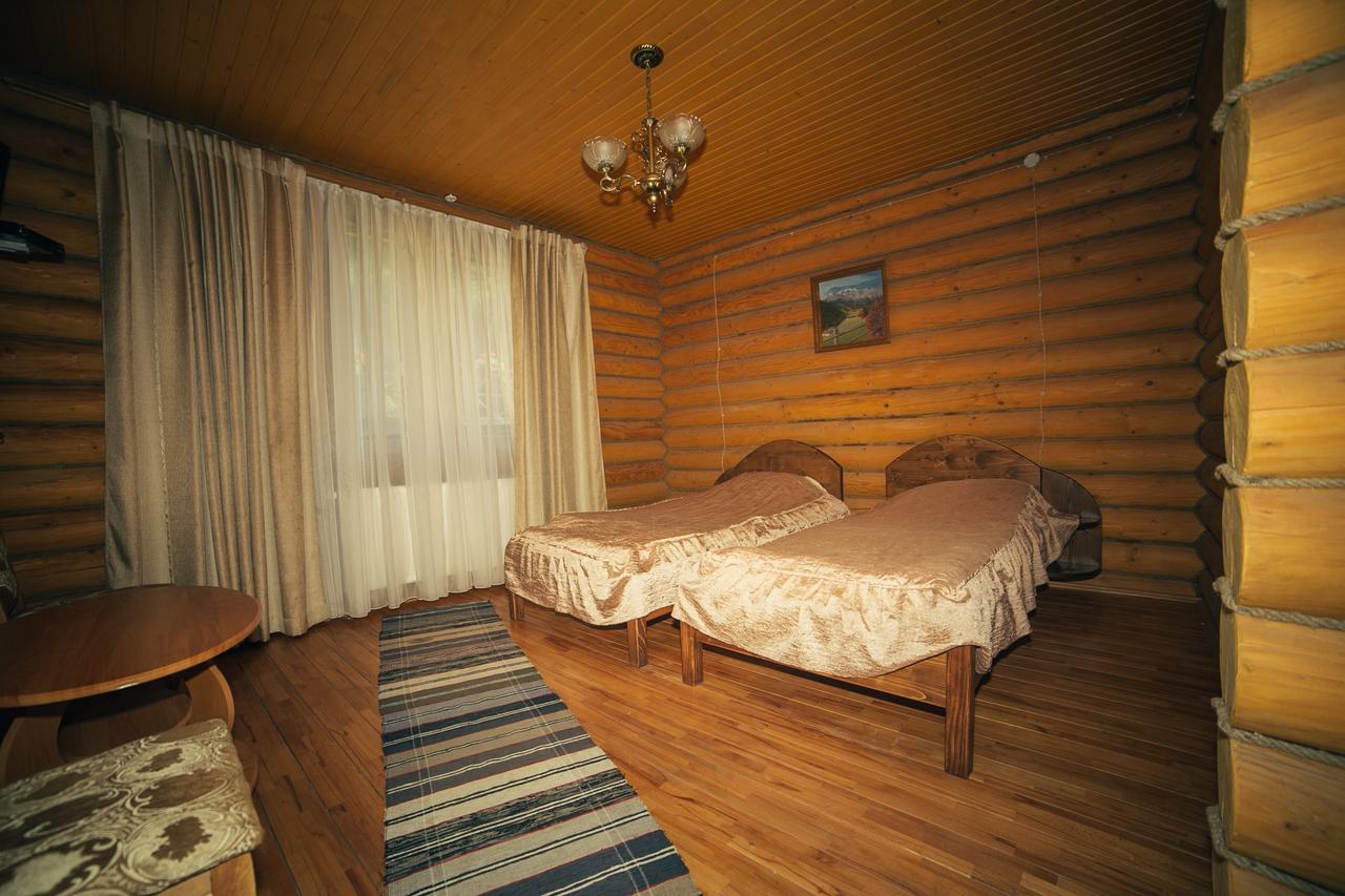 Sadyba Sribne Dzherelo Hotel Ilnytsya Exterior photo