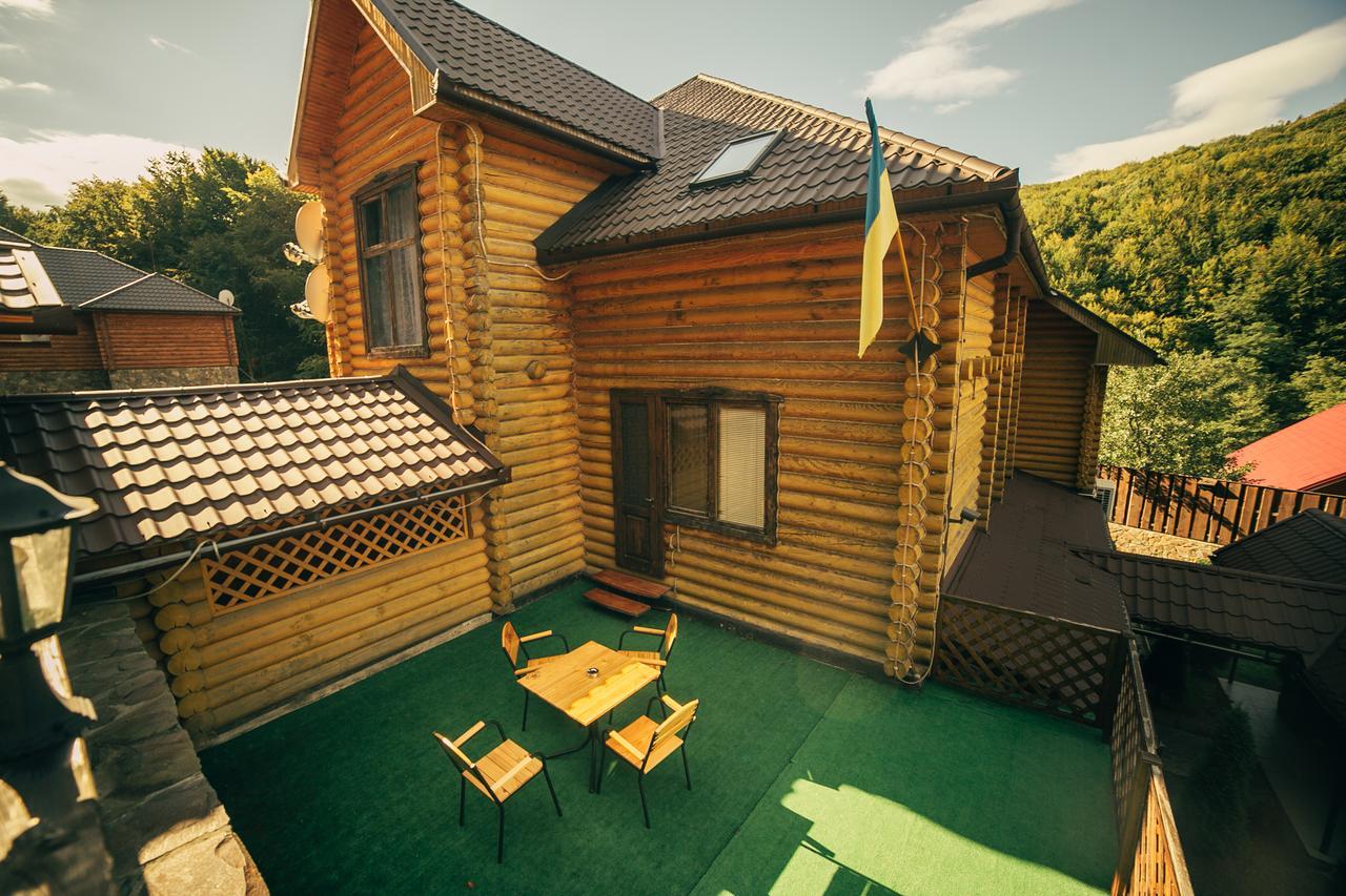 Sadyba Sribne Dzherelo Hotel Ilnytsya Exterior photo